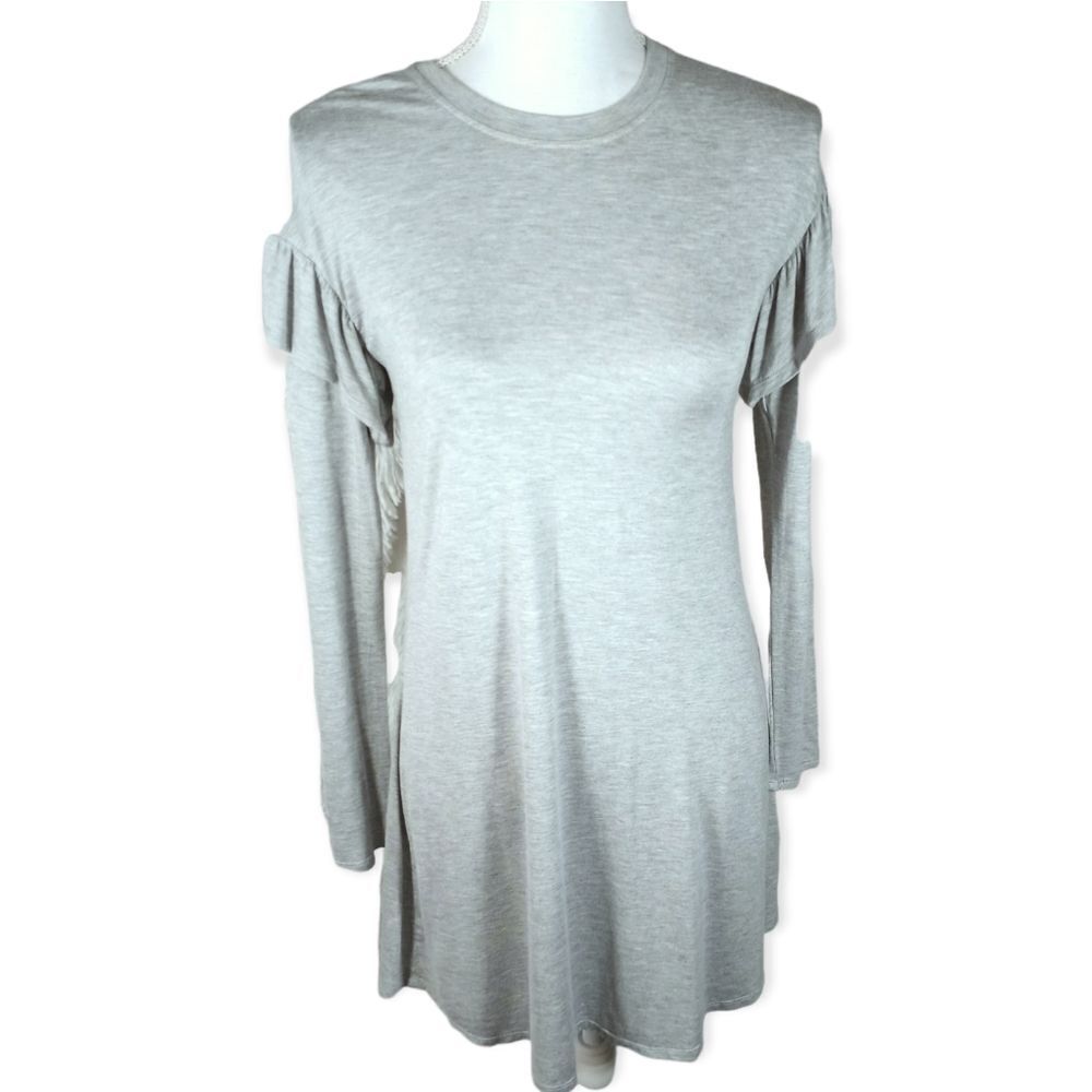LOVE, FIRE GRAY LONG SLEEVE DRESS W/RUFFLE SLEEVES SZ.XS EUC